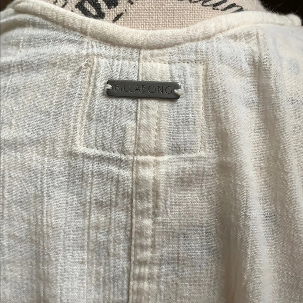 COPY - Billabong Designer’s Closet cream fringed kimono - Picture 5 of 8